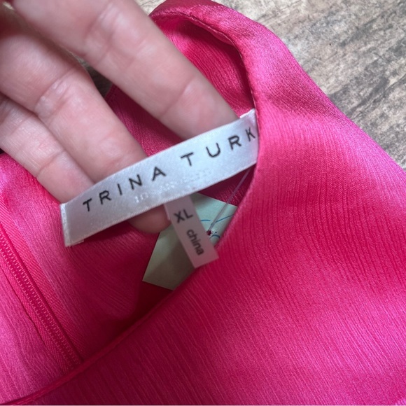 Excellent Condition Feather Sleeveless Ruffle Hem MinidressTrina Turk sz XLG - Picture 2 of 6